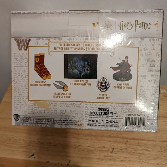 Collectors Bundle - Picture 2 of 2